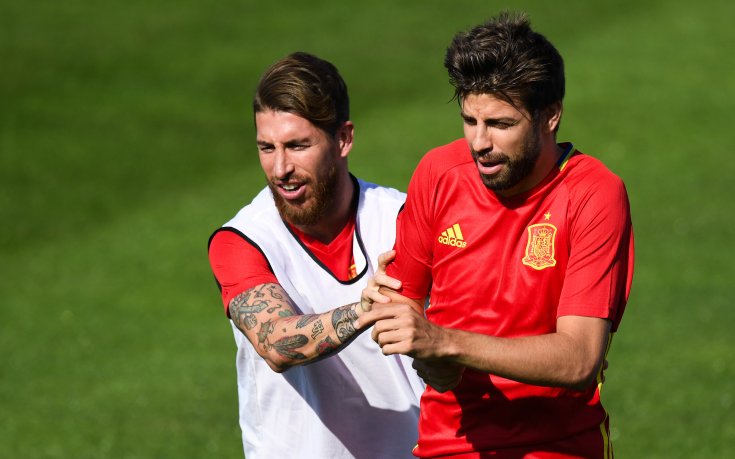 Враждуващите Рамос и Пике имали силно приятелство