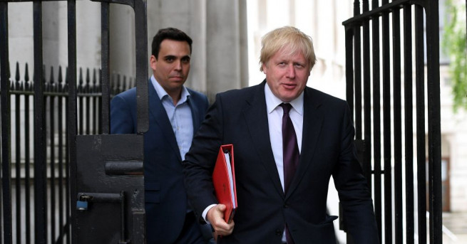 Великобритания призова държавите в Залива, включително Саудитска Арабия, да облекчат