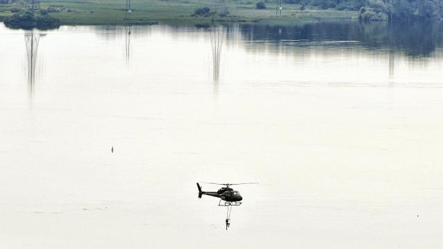 Намериха оцелял мъж, скочил в Ниагарския водопад