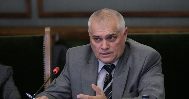 Министър Валентин Радев Има ли основание да се увеличават заплатите