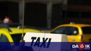 таксиметров автомобил