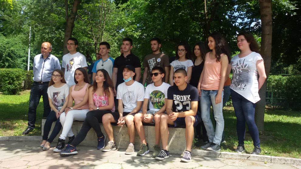  Ники се срещна със своите възпитаници от езиковата гимназия 