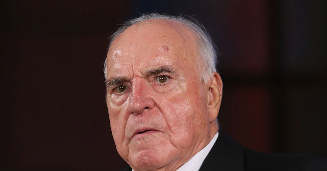 На 87 годишна възраст в дома си в Лудвигсхафен Югозападна