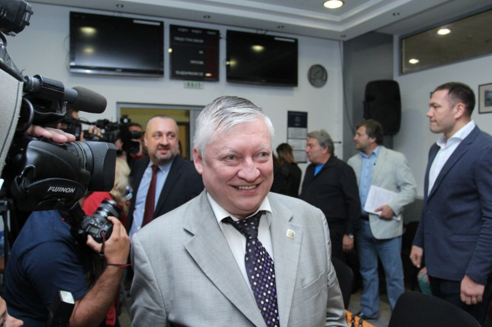  Анатолий Карпов 