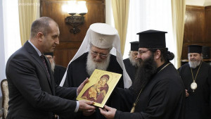 Румен Радев патриарх Неофит