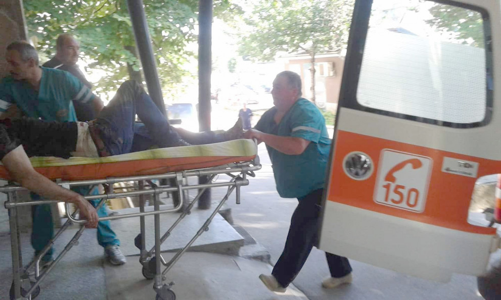 Ранените бяха транспортирани до болницата в Търговище