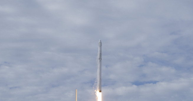 SpaceX вече постига рутина в използването на космическите си ракети