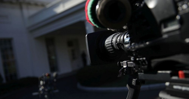 След като говорителят на Белия дом обяви че телевизионни камери