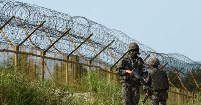 Севернокорейски войник бе задържан в Южна Корея след пресичането на