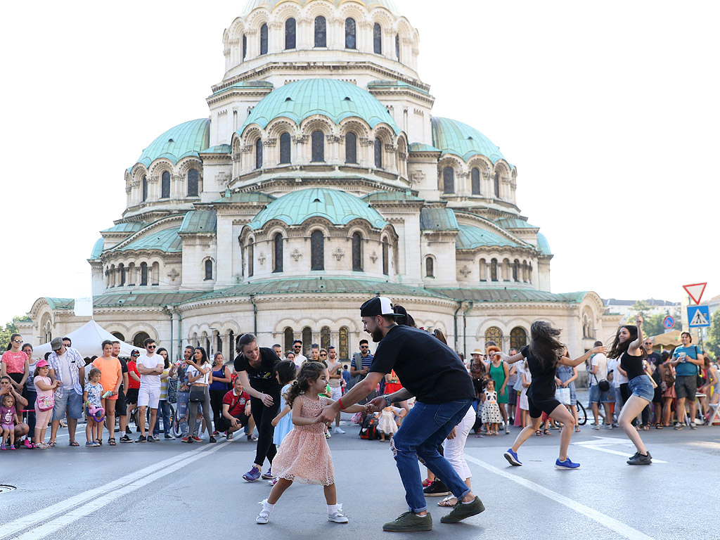 Dance Arena и на „София диша“