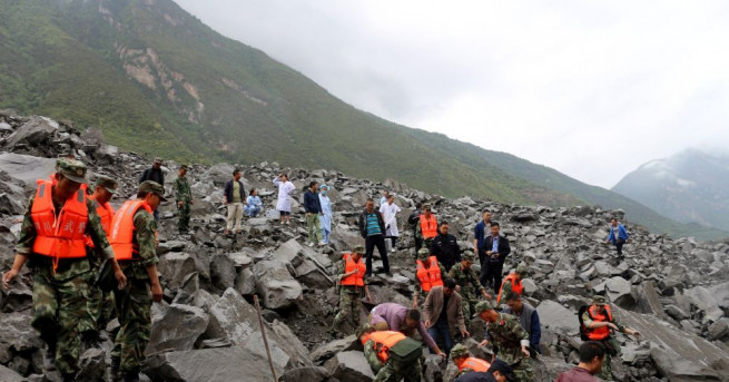 Най малко 118 души са изчезнали в резултат на свличането