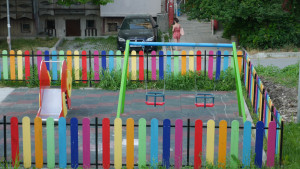 детска площадка люлка игрушка