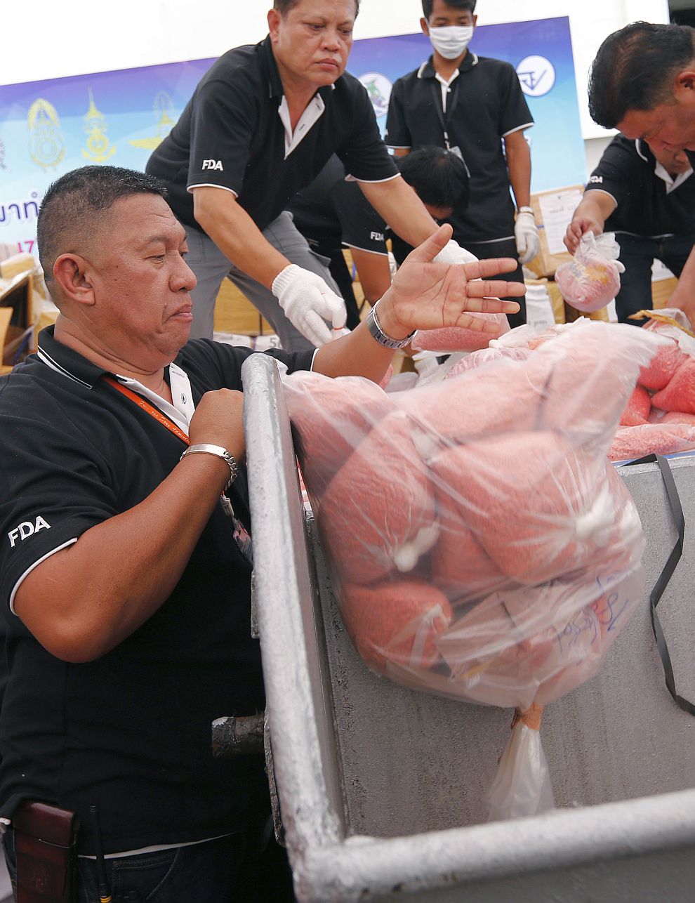 В Тайланд бяха изгорени наркотици за повече от 526 милиона евро