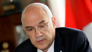 Иван Иванов