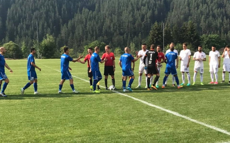 Верея с трети хикс в контролите