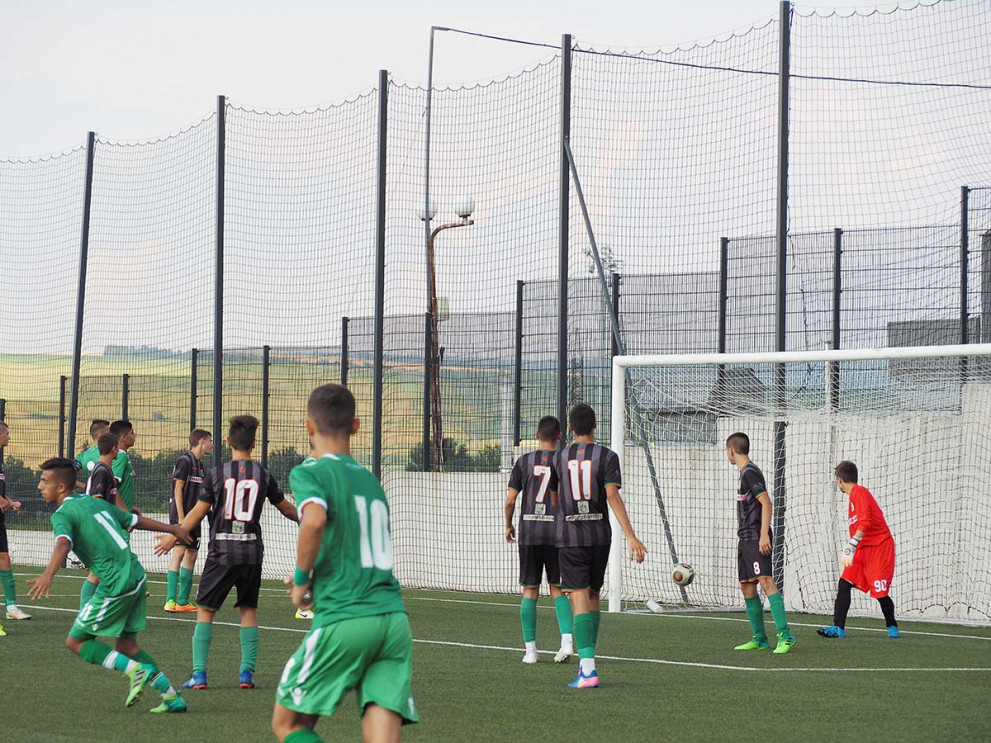 Лудогорец U15 на финал след 2 гола и 3 греди