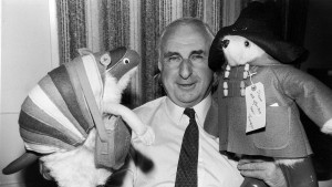 Майкъл Бонд