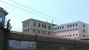 затвор
