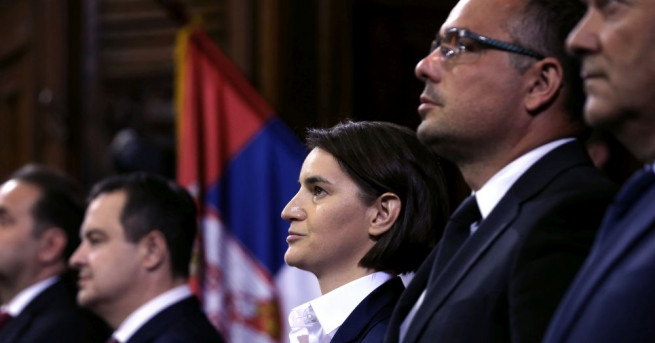 Новият министерски съвет на Сърбия начело с Ана Бърнабич положи