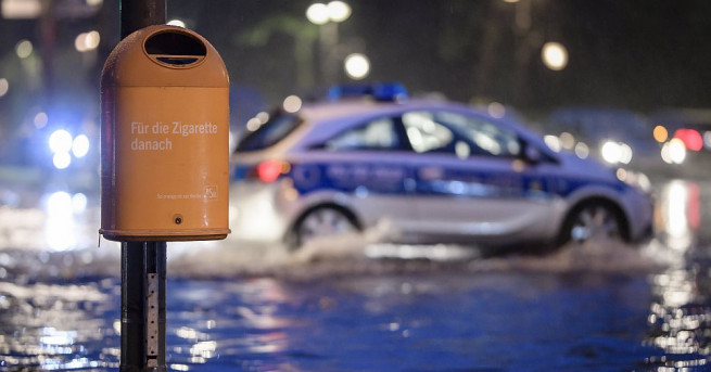 Проливни дъждове с гръмотевични бури в Северна и Източна Германия