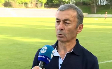 Марков чака удари под кръста, ЦСКА продаде Арсенио