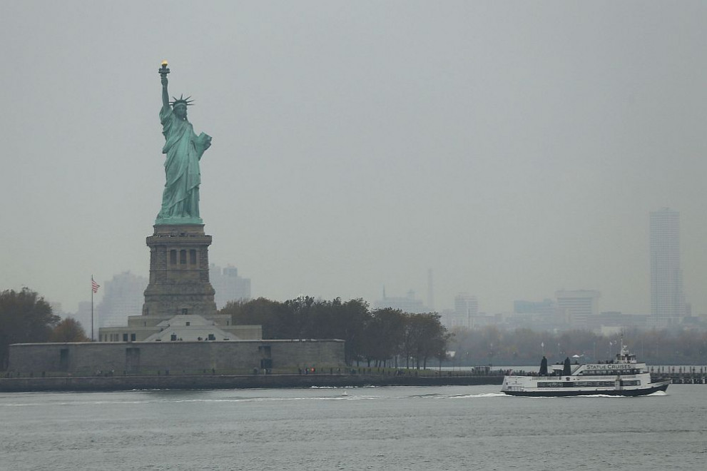  Статуята на свободата в Ню Йорк 