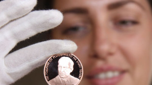 Пускат възпоменателна монета с образа на Елин Пелин