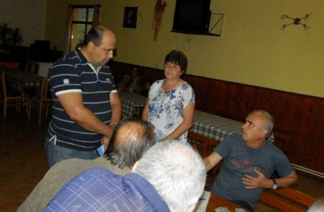 nikolov