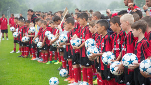 Милан Джуниър Камп