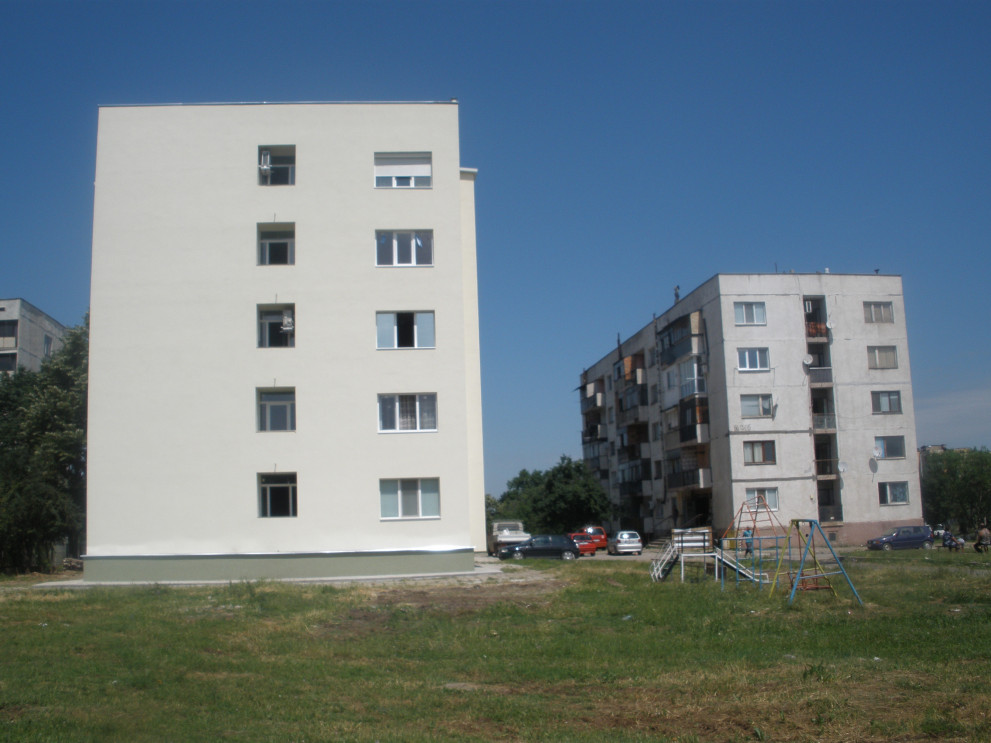 Санирани блокове във Враца.