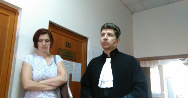 Адвокатът на Ралф Сундберг Никола Атанасов Районният съд в