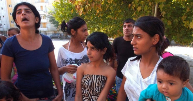 Какво представляват ромите или циганите малцинство народ или хора изтикани