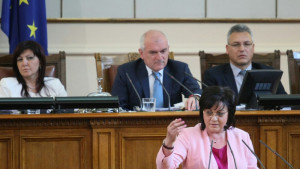  Корнелия Нинова 