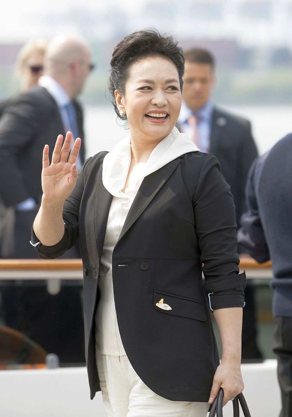 Пэн лиюань. Пэн Лиюань первая леди Китая. Си Цзиньпин Пэн Лиюань. Жена Пэн Лиюань.