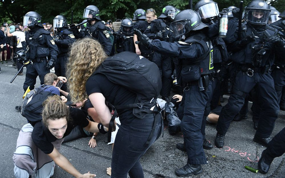  митинги Хамбург 