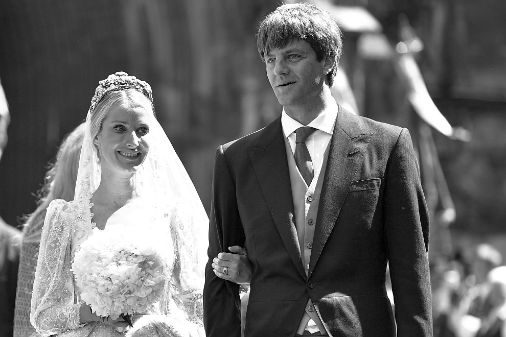 Принц Ернст-Аугуст се ожени в семейното имение на династията Хановер за руската модна дизайнерка Екатерина Малишева, въпреки несъгласието на баща си