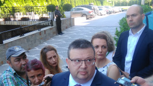 Сотир Цацаров