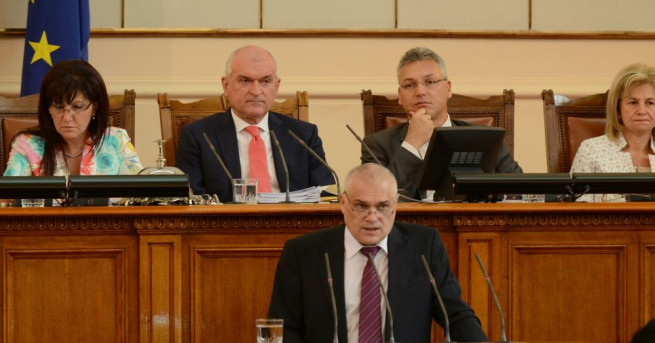 Социалистите поискаха оставката на вътрешния министър Валентин Радев От БСП