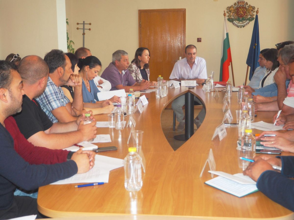 300 са отпадналите от училище деца в Разградско, институциите ще ги връщат в класната стая