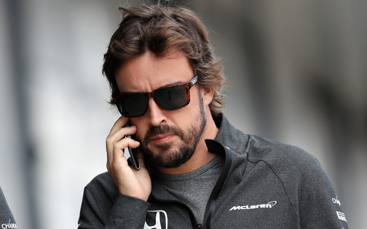 Алонсо притисна Макларън за бързо решение с двигателите