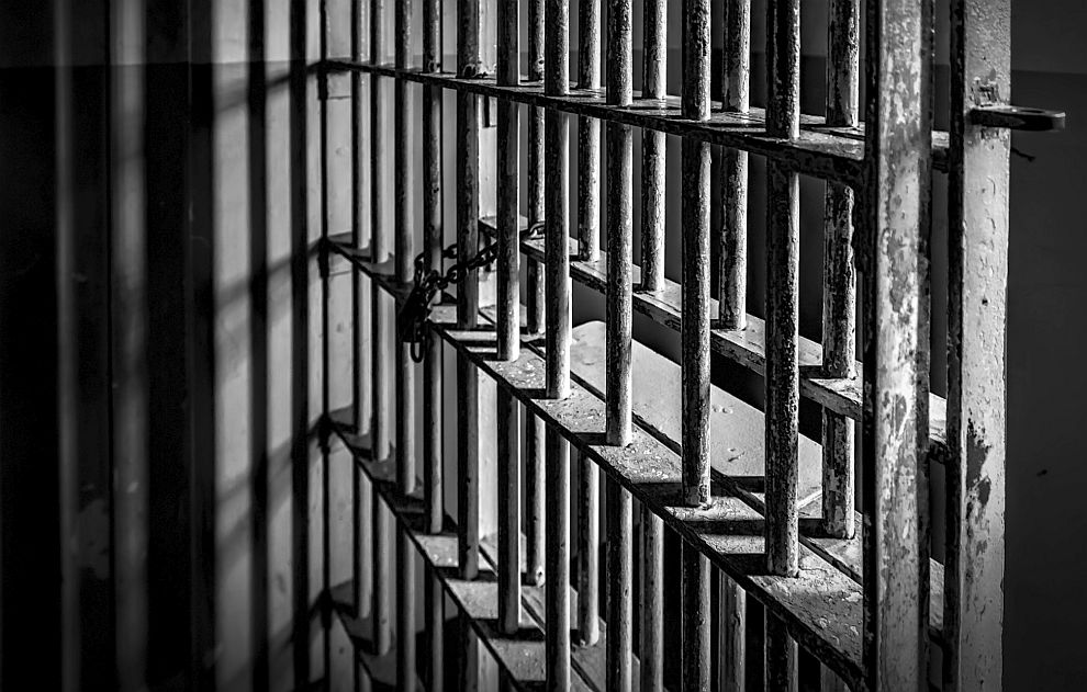 Мъж от Монтанско е осъден на 18 години затвор за