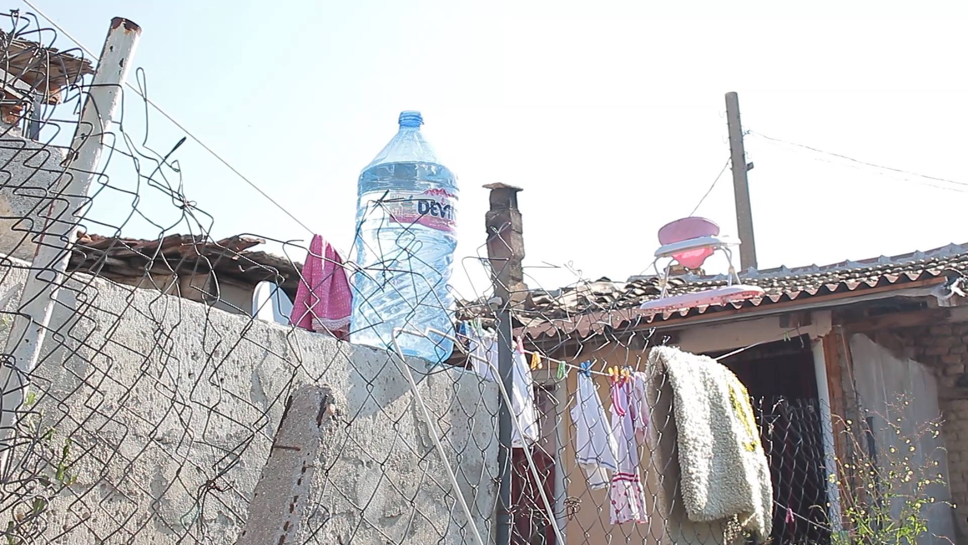 Проверките започнаха в 9 часа