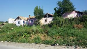 ромски къщи махала шумен Бялата пръст