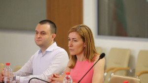 Николина Ангелкова