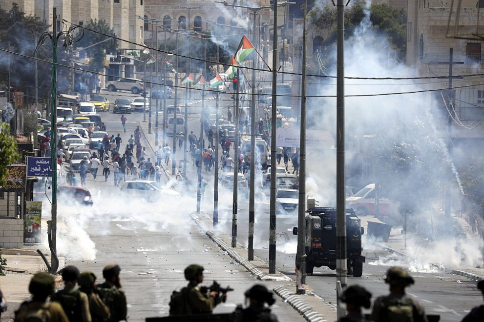 Израелските сили убиха най-малко осем души и раниха още няколко