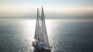  Ветроходът на Грийнпийс още веднъж идва във Варна 