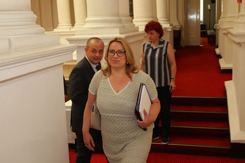 Вицепремиерът за подготовката на българското председателство на ЕС в служебния кабинет "Герджиков" Деница Златева