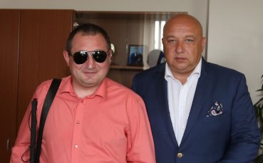 Министър Кралев подкрепи Световното по шах за незрящи в София