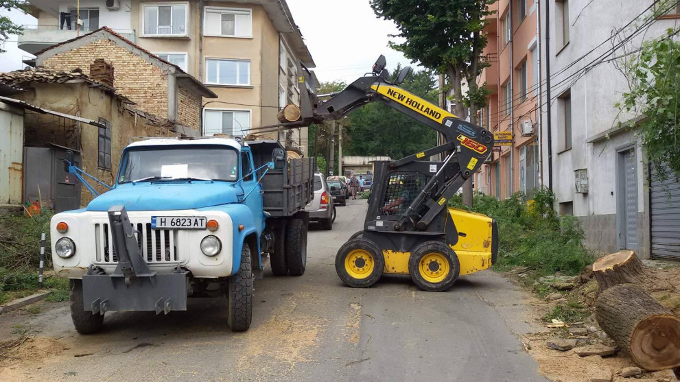  Разчистването продължи и денем 