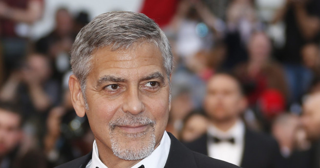 Лицето на американския актьор Джордж Клуни беше признато за най-красивото